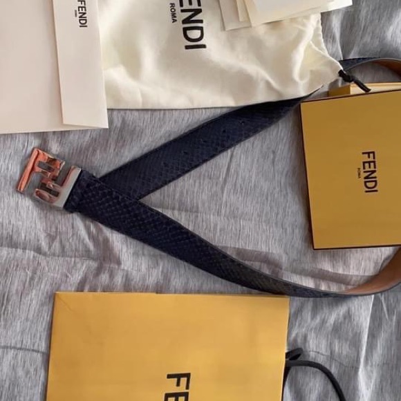 Authentic Fendi belt - Picture 2 of 2